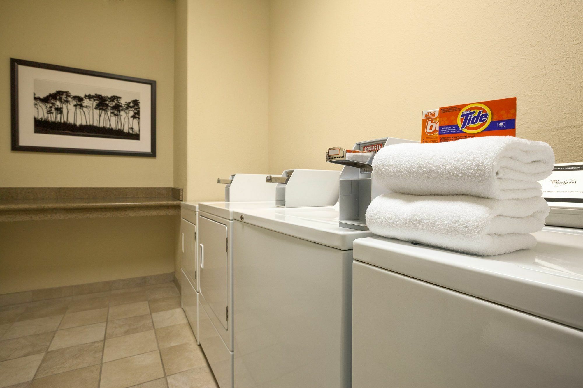 Country Inn & Suites By Radisson, Pella, Ia Eksteriør bilde